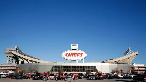 “多變戰術四二三一展現弗里克智慧，卡薩多成巴薩版基米希”